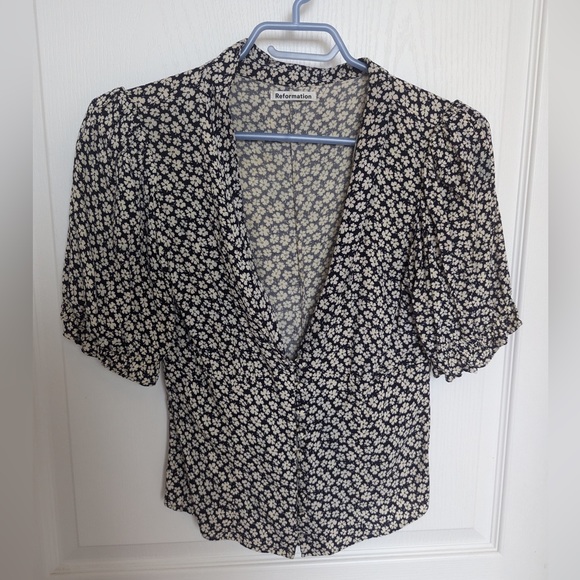 Reformation Deville Top in Blue & White. Size 6. - Picture 3 of 5